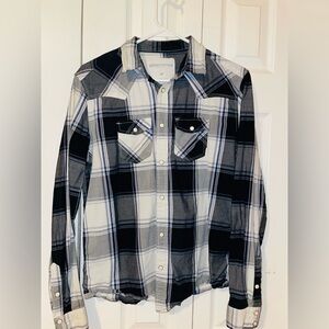 Men’s Small Pearl Snap Long Sleeve